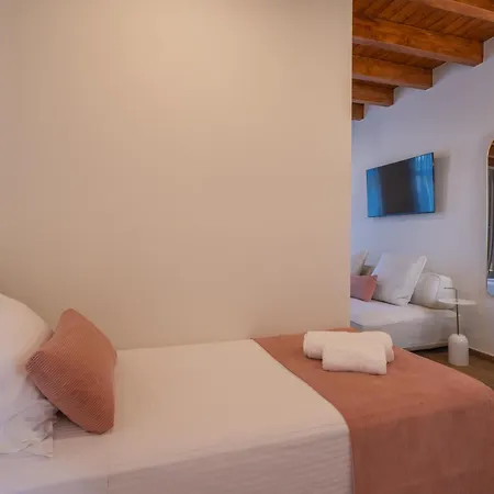 Casa D'Oro - Luxury Suites-2